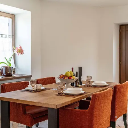 Ferienwohnung Al Borgo, Taio Ospitar Exterior foto