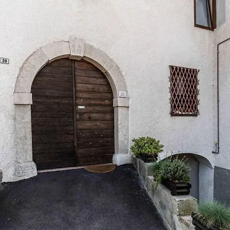Ferienwohnung Al Borgo, Taio Ospitar Exterior foto